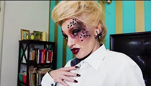 Besessen von Sukkubus Lips