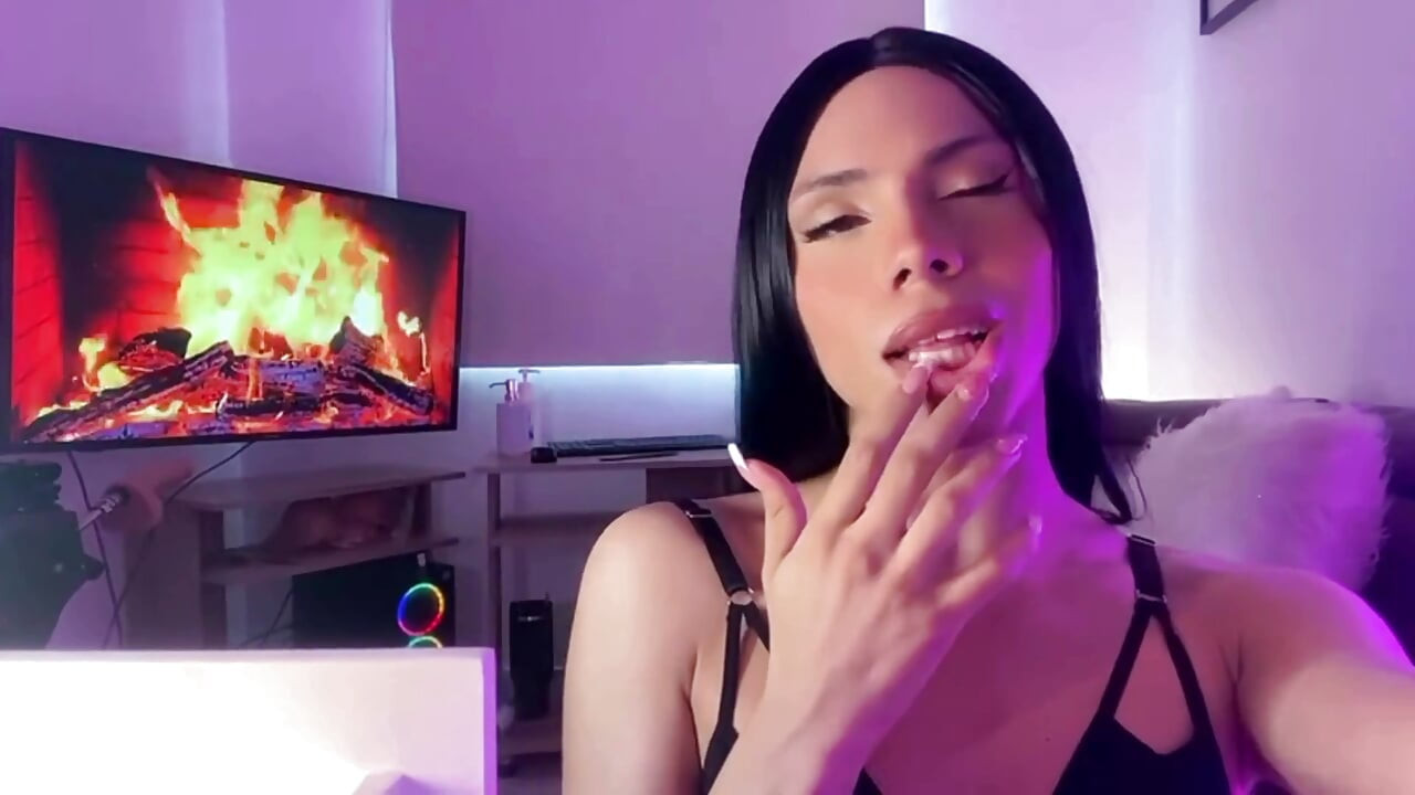 Un sexe délicieux et juteux qui verse tellement de lait