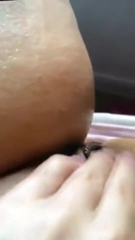 Sri Lankan Hot wife masturbates
