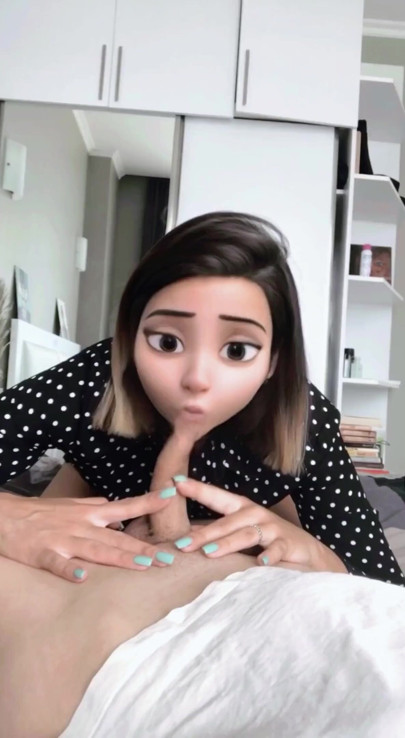 Best friends fuck and film it on camera with Disney princess filter | Clip 1