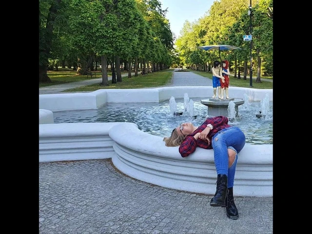 Marta 18 years old from UK