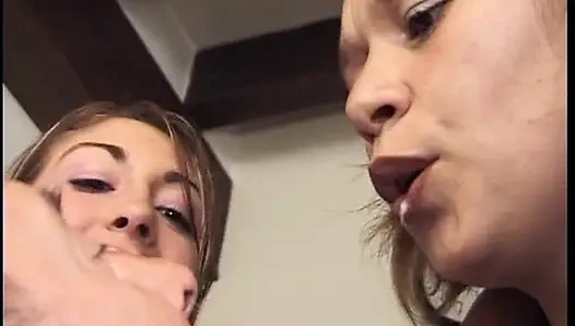 Mature MILF Squirts Wildly on Old Man's Face in Threesome
