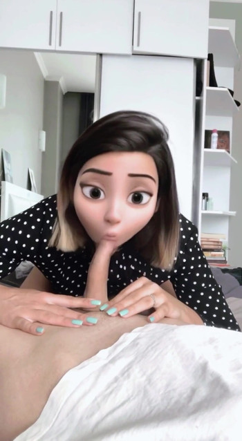 Emotivan trenutak iz filma "Najbolji prijatelji to jebu i snimaju na kameru s Disney princezama filterom"