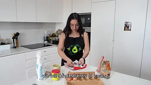 JOI CEI - MASAK BARENG AKU DAN CROT DI KUEMU