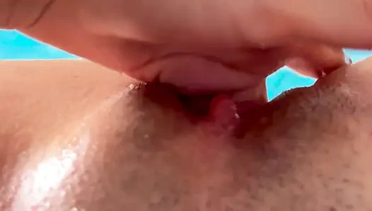 Güzel Kız Mastürbasyon Yapıyor