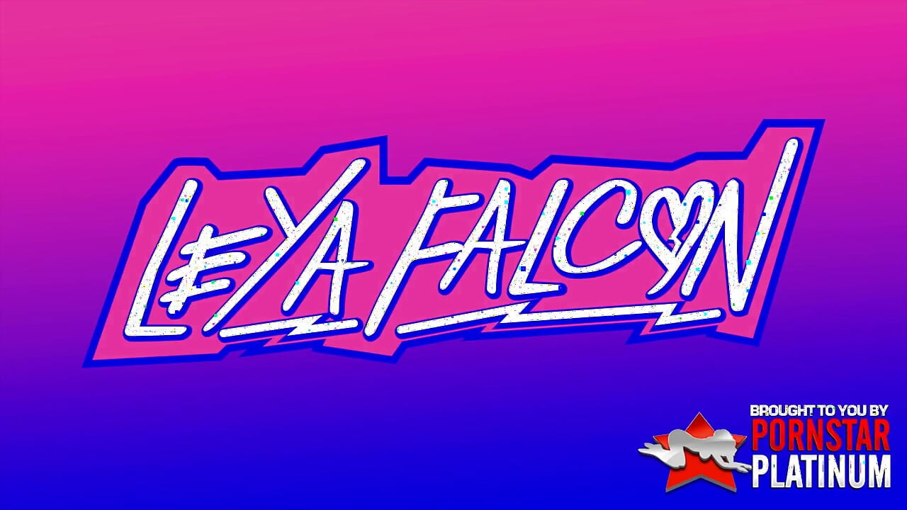 Pornohvězda Platinum Curvy Leya Falcon dostane divoké mezirasové šukání
