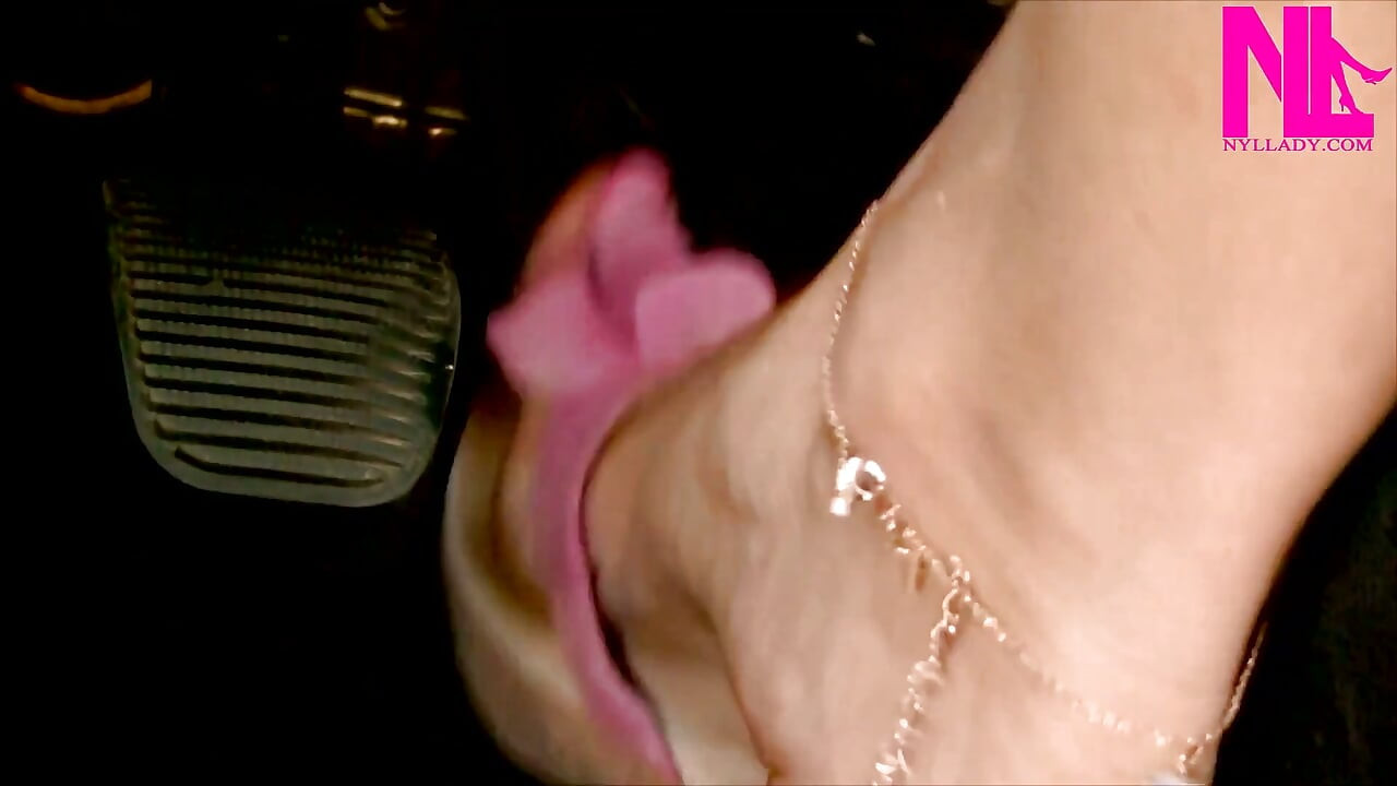 Fast Pedal Pumping in Floral Flops and Golden Anklet
