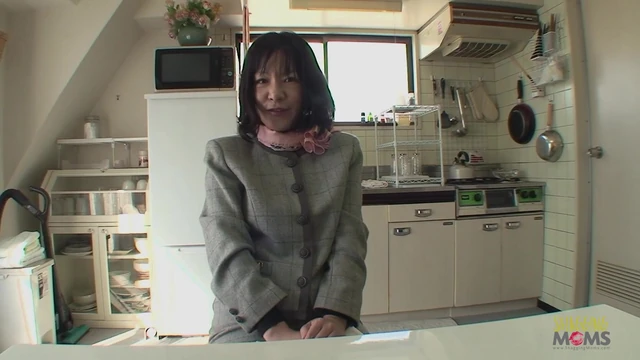 Asian woman likes to fuck, so she even lets him give her a creampie