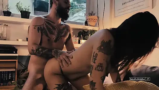 Марио Акул уничтожает киску Jeeh