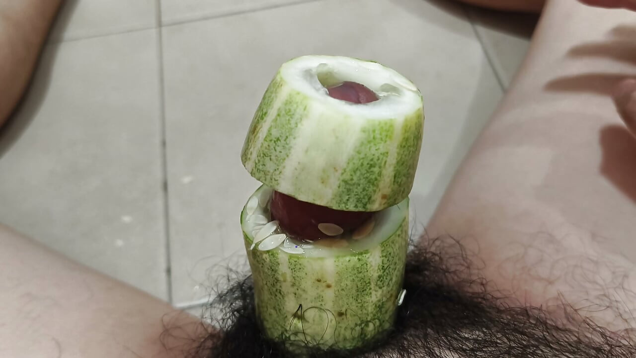 用黄瓜射精
