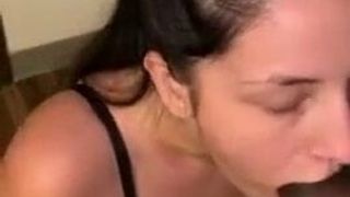 Brunette no hands blowjob