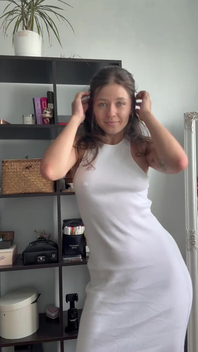 Come closer and feel me