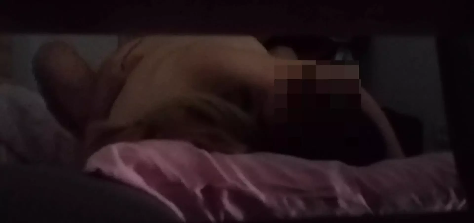 Wife blowing and riding coke. Dudlq i jase kurac.