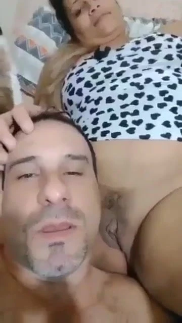 Chupou a boceta dela