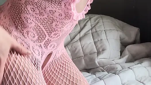 Vanessa hastings nyepong dildo ukuran kontol raksasa pria kulit hitam di kamar tidurnya