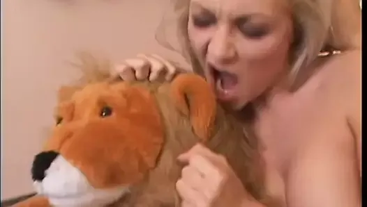 Sexy euro blonde loves having her hair pulled during doggy style fucking