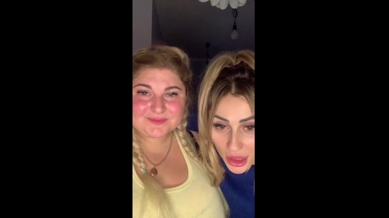 Inna Horiachkivska and girlfriend cheer to 2021