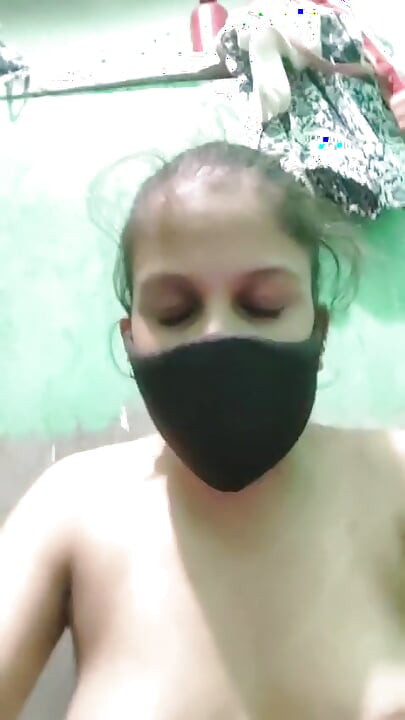 Desi girl solo fingering