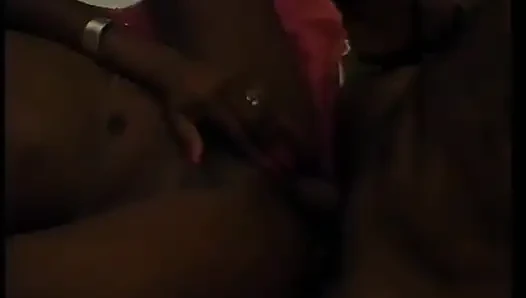 Cewek nakal kulit hitam dengan toket aduhai dientot sama kontol besar selesai nyepong kontol di luar ruangan