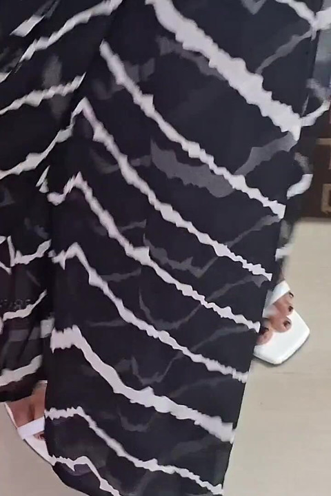 Taste,my Necter Lovely Look in Black Saree