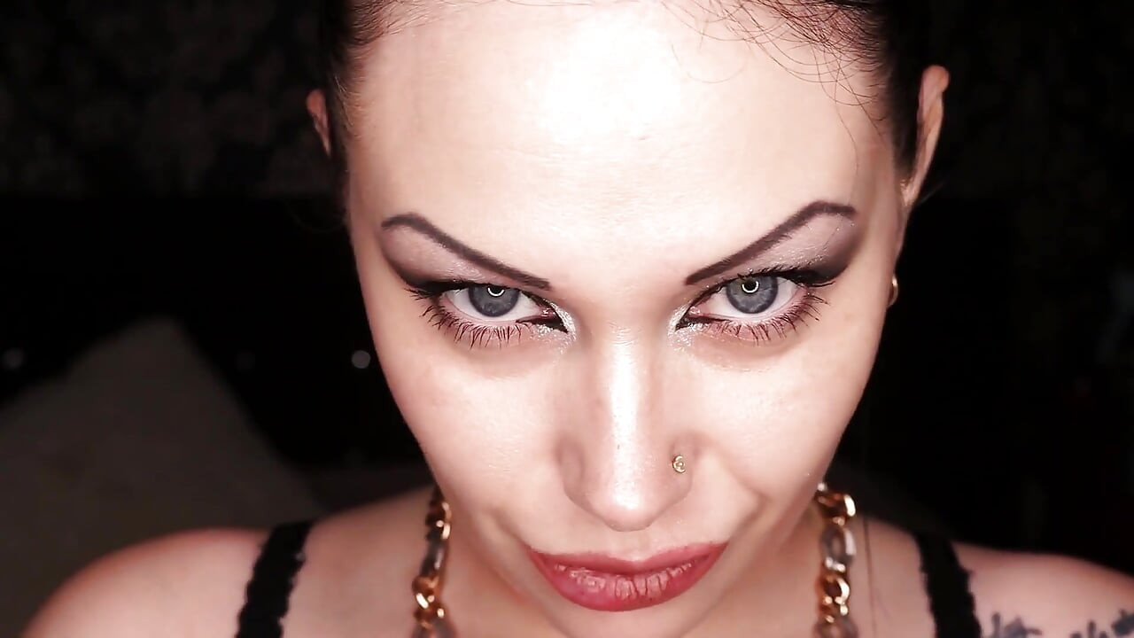 3 lipstick = 3 JOI = 3 cum countdown