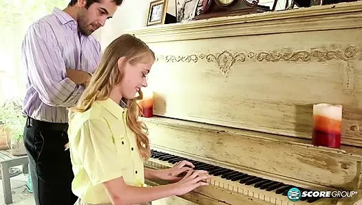 Teen Hannah Hays Fucks Her Piano Instructor