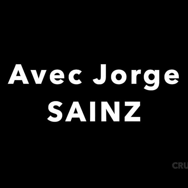 Jorge se fait baiser brutalement par la sexy Apolo Adrii