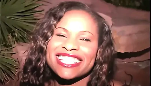 Huge Tit Black Babe Caramel Fingers Pussy in Jacuzzi