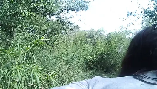 Ormanda götümü sikiyorlar