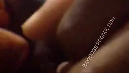 Лапочка в домашнем видео чувствует себя хорошо