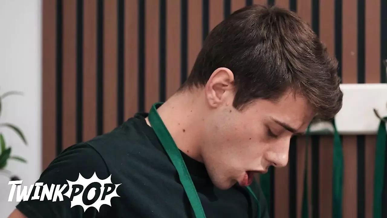 TWINKPOP - Barista Joey Mills Gets His Cock Sucked Then Fucks Sam Ledger Deep In The Coffee Shop