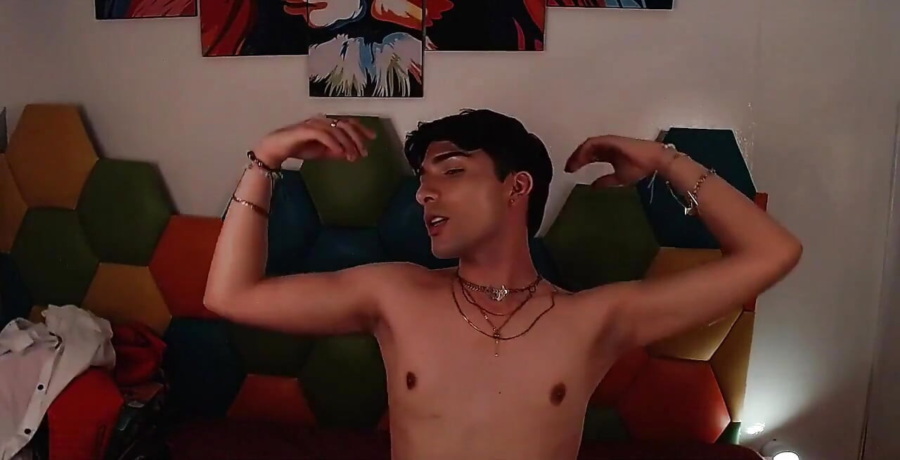 I Like to Undress Very Sensually on Camera for Stepdaddy
