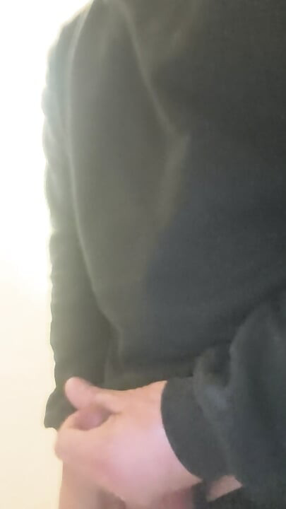 Do you want to fuck me too, so come and I'll make your morning beautiful, fully aroused