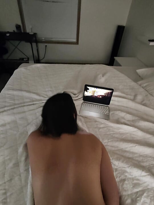 Ehefrau filmt sich mit einem anderen mann und zeigt ehemann