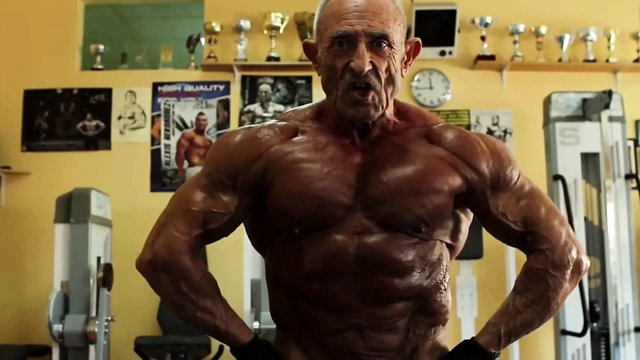 Bodybuilder Mature Daddy Manuel Vanbruna (No Sex With Music)