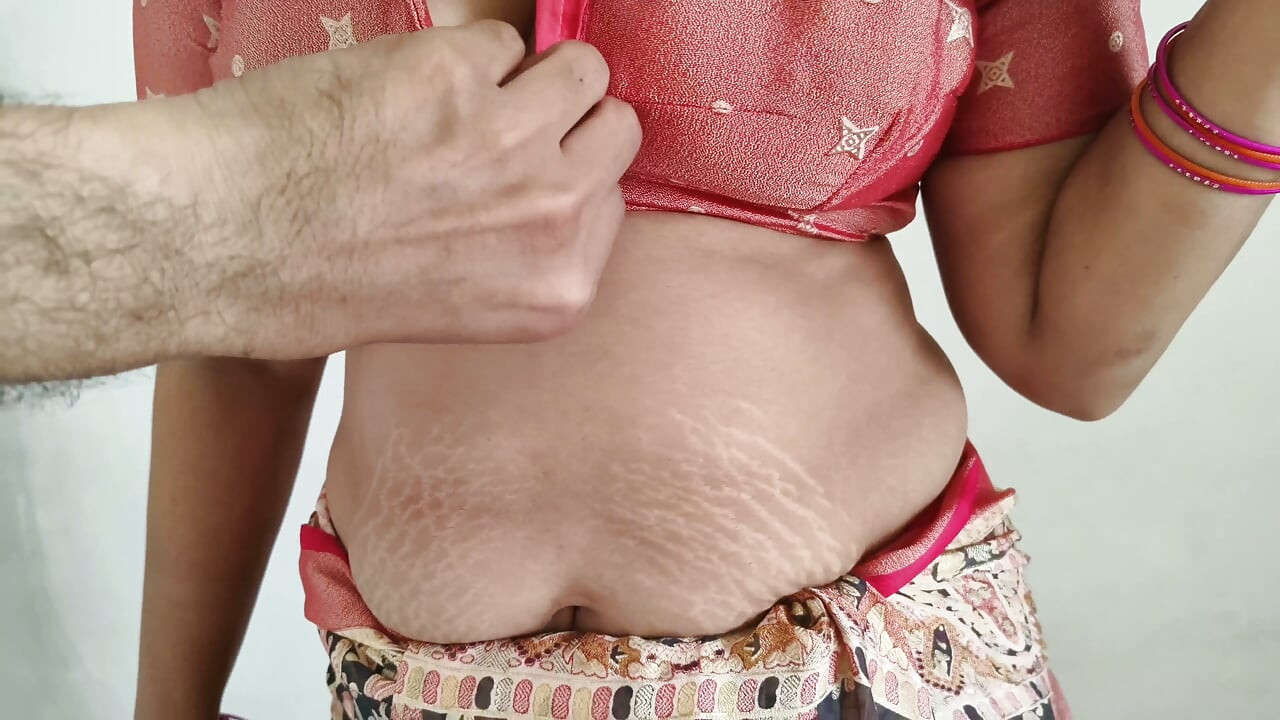 Bhabhi-t új száriért cserébe keféltem