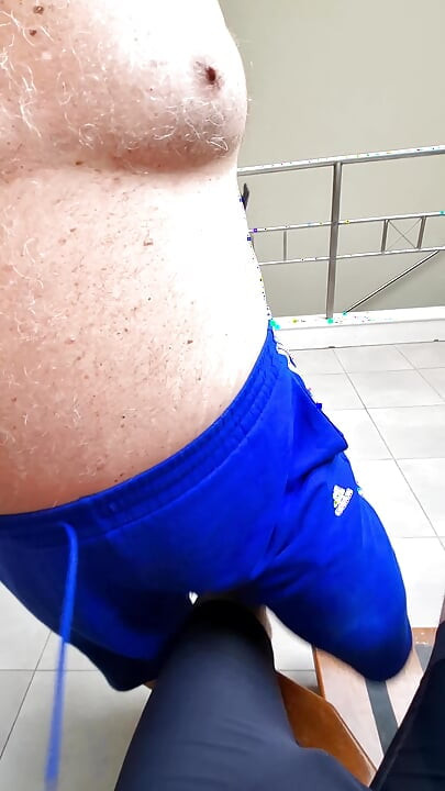 Sesi latihan boxer bos ayah tiri pov