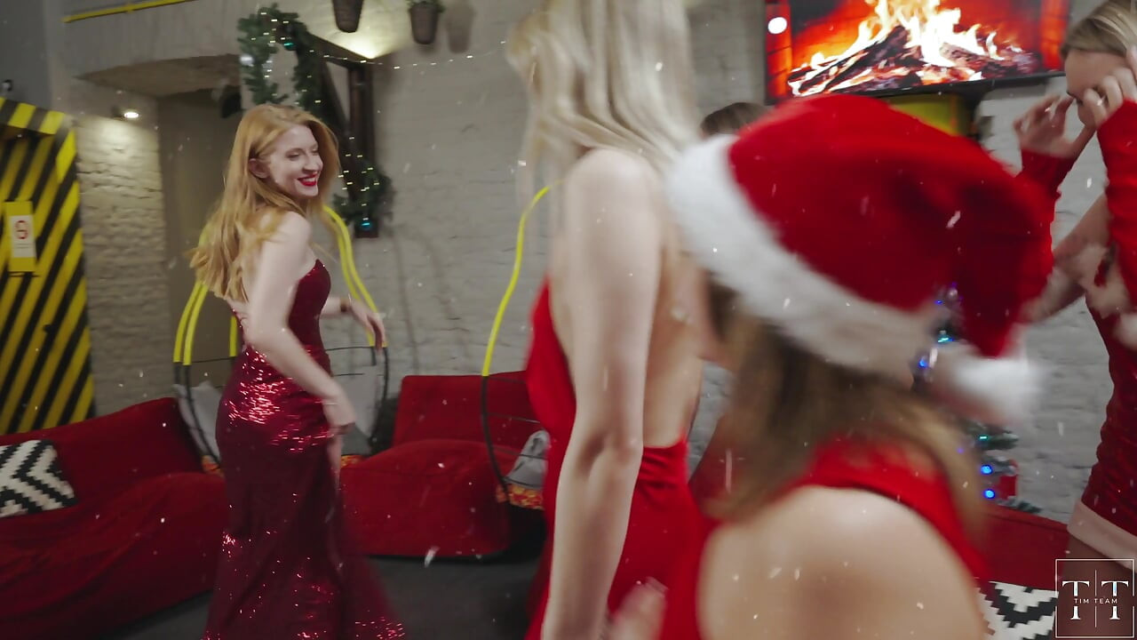 Best Gift Ever! 1 Guy Gets 6 Gorgeous Girls!