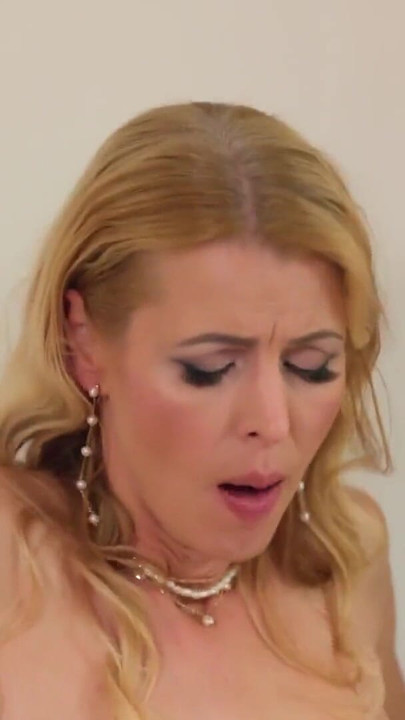 SHAME4K. She sucked so hard it made her see stars | Clip 1