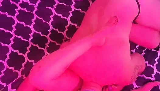 Skycam menangkap milf dientot setelah pesta oleh pria acak.