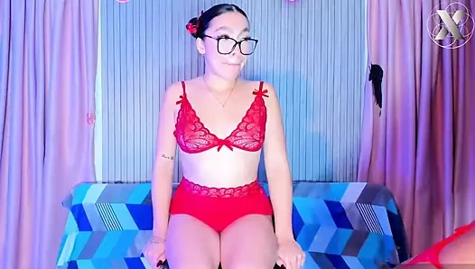 Vagina terangsang saya datang sendirian untuknya