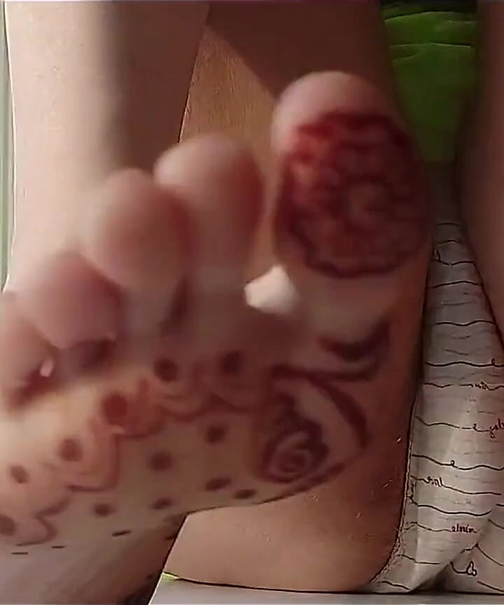 Feet Fetish Panties Fetish Toes Massage Oil on Feet Watch with Headphones Footfetish Ginnagg
