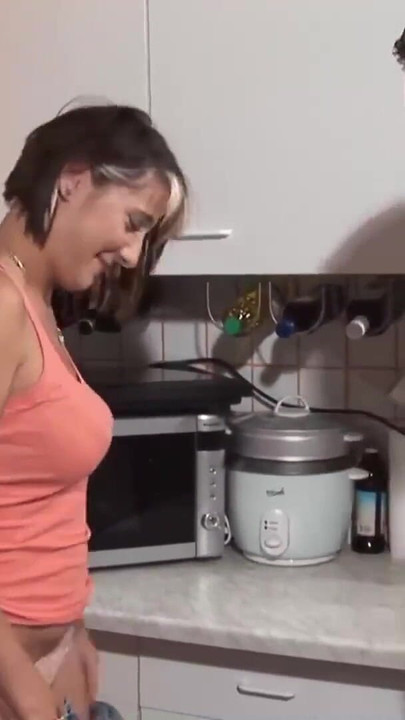 Jaw-dropping moment from "Hausfrau fickt mit Nachbarn"