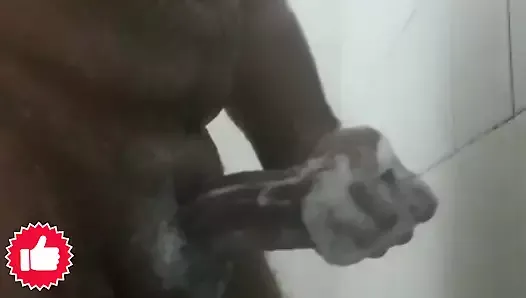 Big dick thick dick in the bathroom Masturbation video Anyone want to eat thick dick?