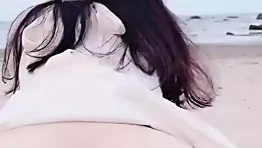 Chinese girl outdoor fuck