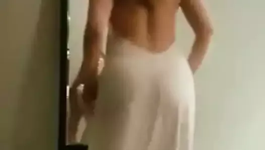 Hot Ass Arab Wife Dance Tease