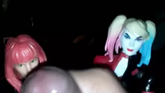 Jugando con Harley Quinn y black widow
