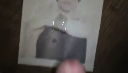 Sharleen kindar iğne yapmak
