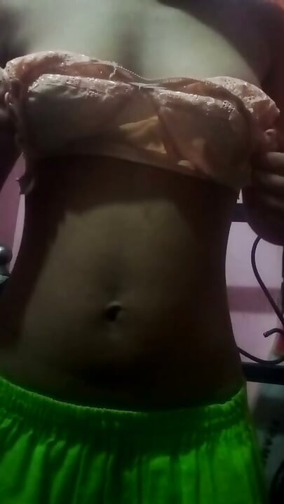 18+ Chica de facultad Xvideos, video de sexo de chica desi, nuevo video xxx