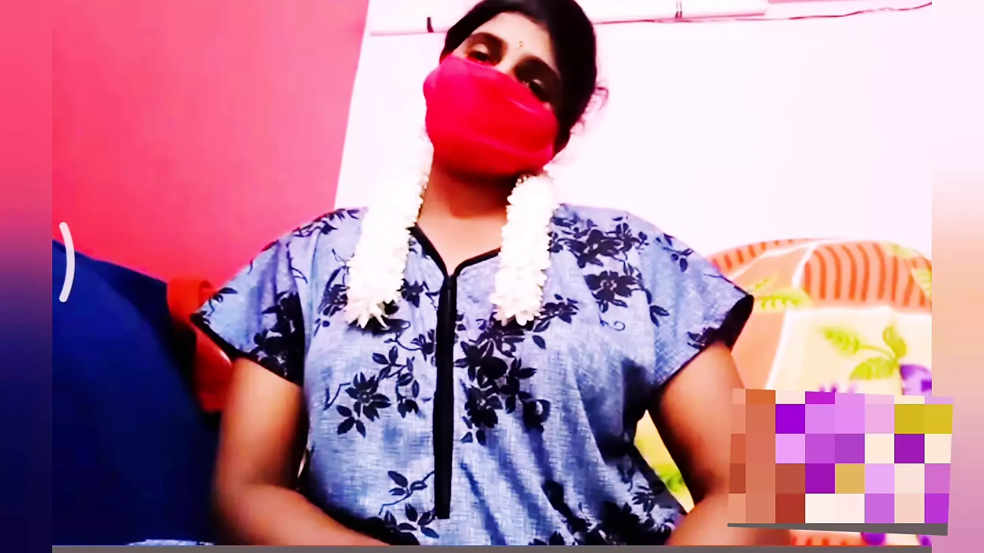 Telugu néni személyes videohívásban a barátjával. Csaló Husbead. telugu mocskos beszéd.